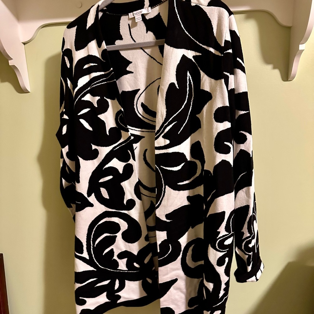 Chico's Monochrome Abstract Cardigan